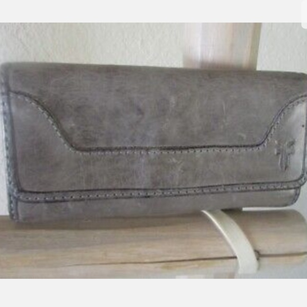 Frye Melissa euc compact (slim) wallet grayish-green euc!